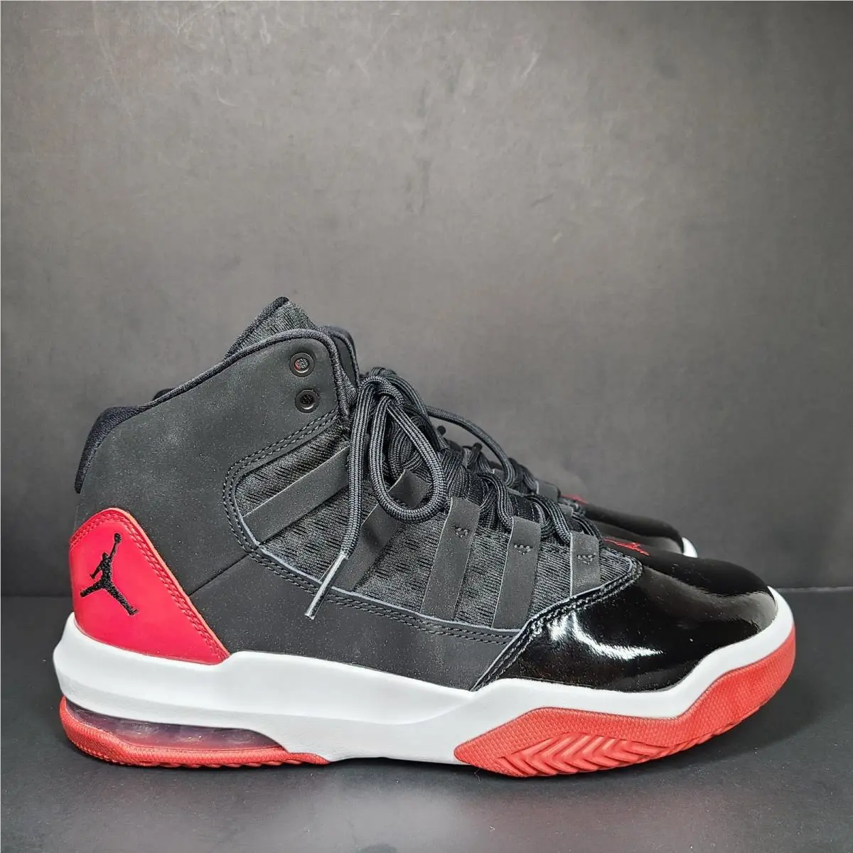 Jordan Max Aura `black Gym Red` AQ9214-006 Sneakers Sz 5.5 Y by Nike