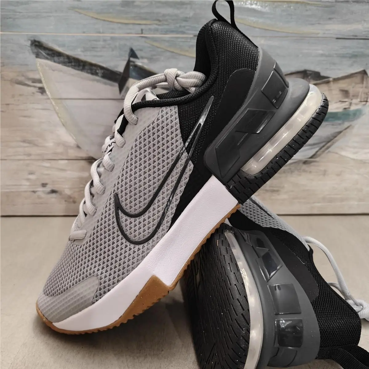 Nike Men`s Air Max Alpha Trainer 6 Sneaker Size 11.5 FQ1833-009 Light Smoke