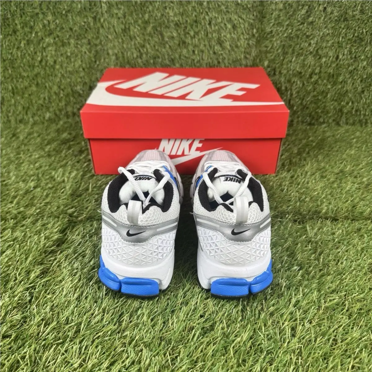 Nike shoes - HF6998-105 - HF6998-105 - White 2