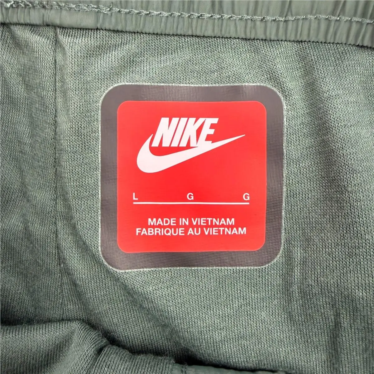 Nike clothing - Nike Tech - Tech - Green (UPC: 197597281049) 2