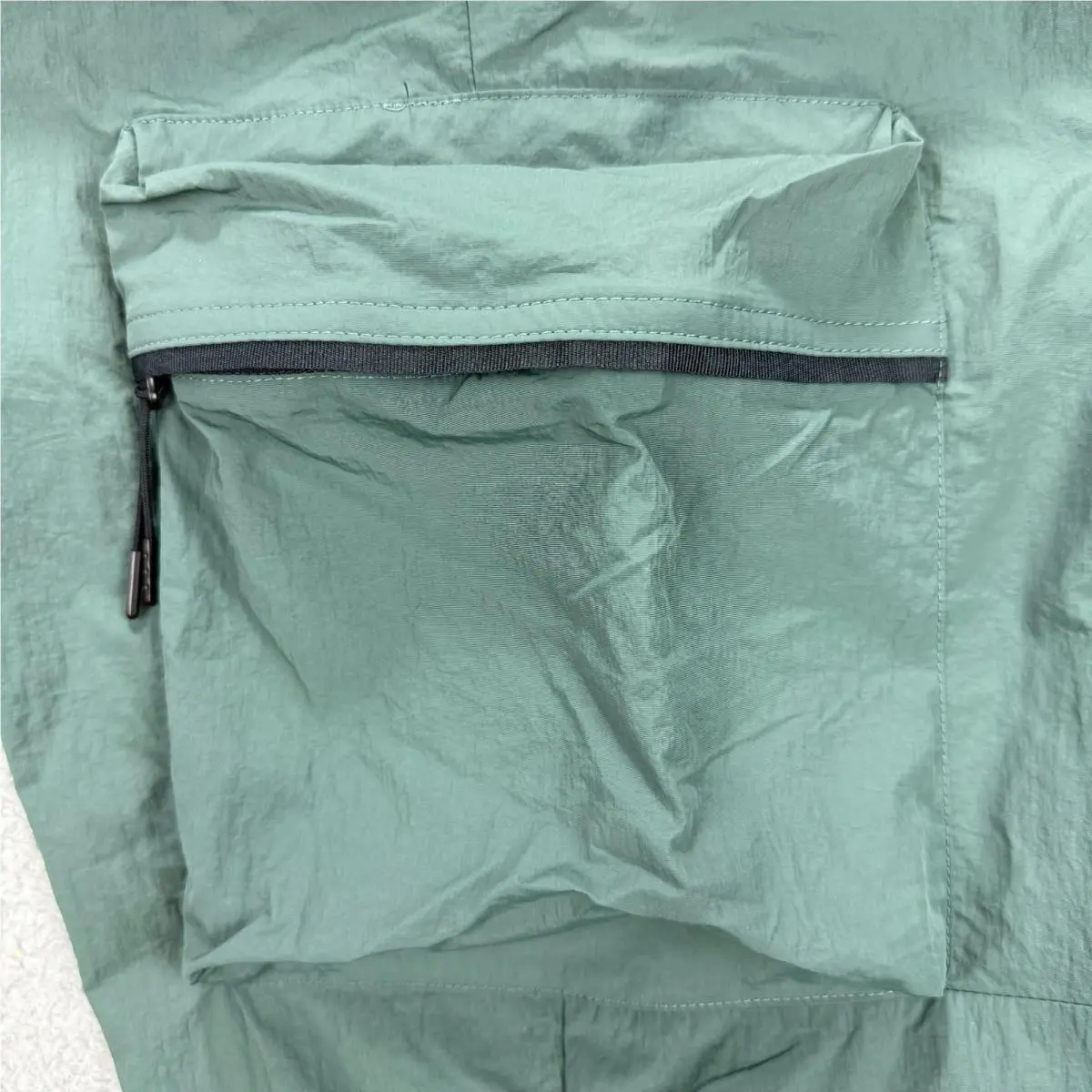Nike clothing - Nike Tech - Tech - Green (UPC: 197597281049) 3
