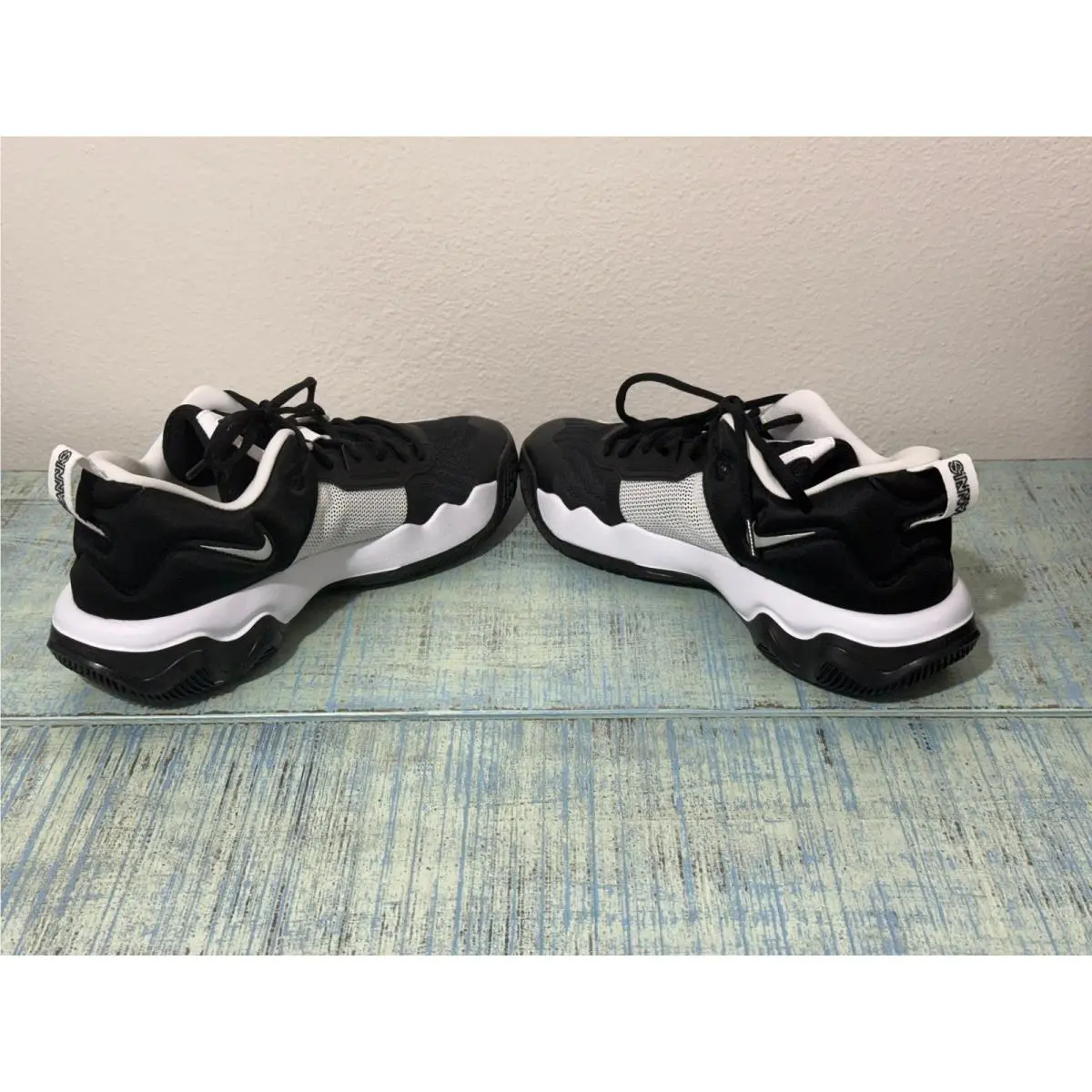 Nike shoes - Black 1
