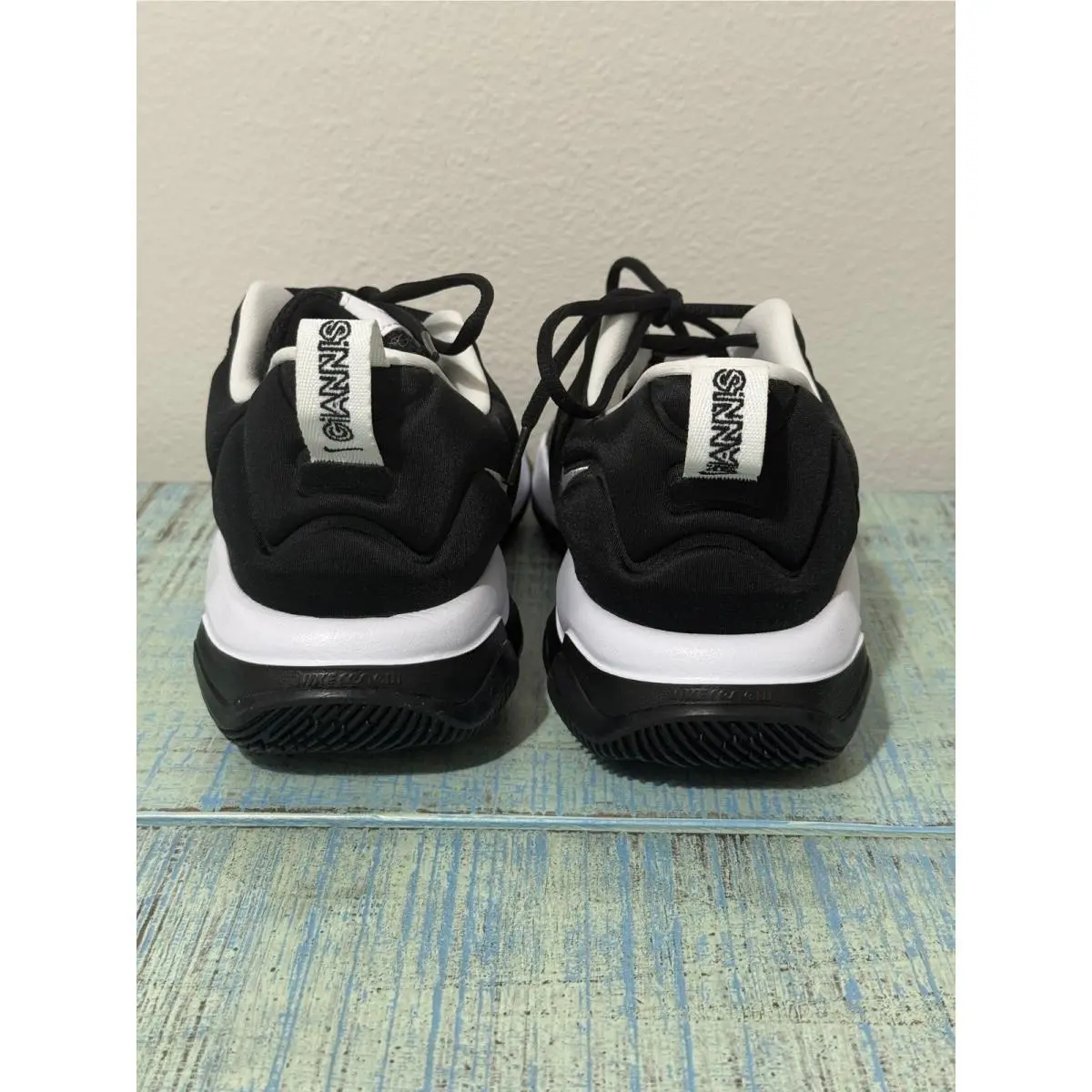Nike shoes - Black 4