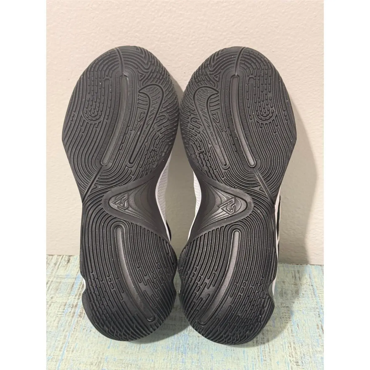 Nike shoes - Black 5