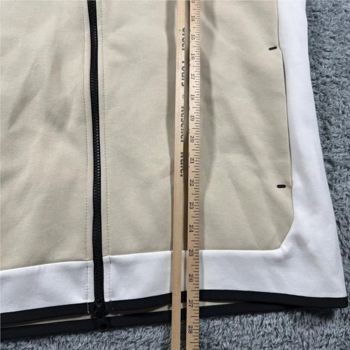 Nike clothing - Beige 3