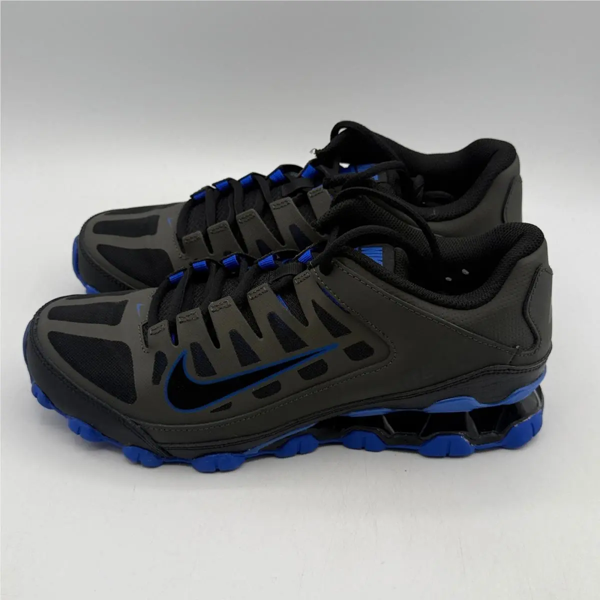 Nike shoes - Nike Reax 8 TR Mesh - Gray 1