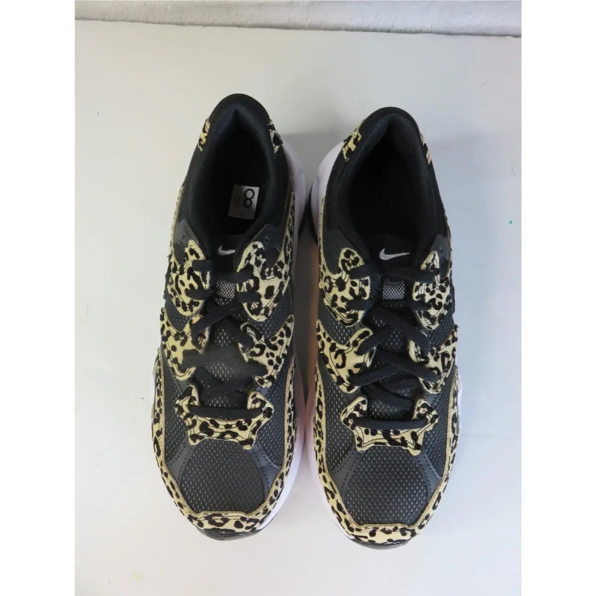 Nike shoes - Nike 8 - Black 1