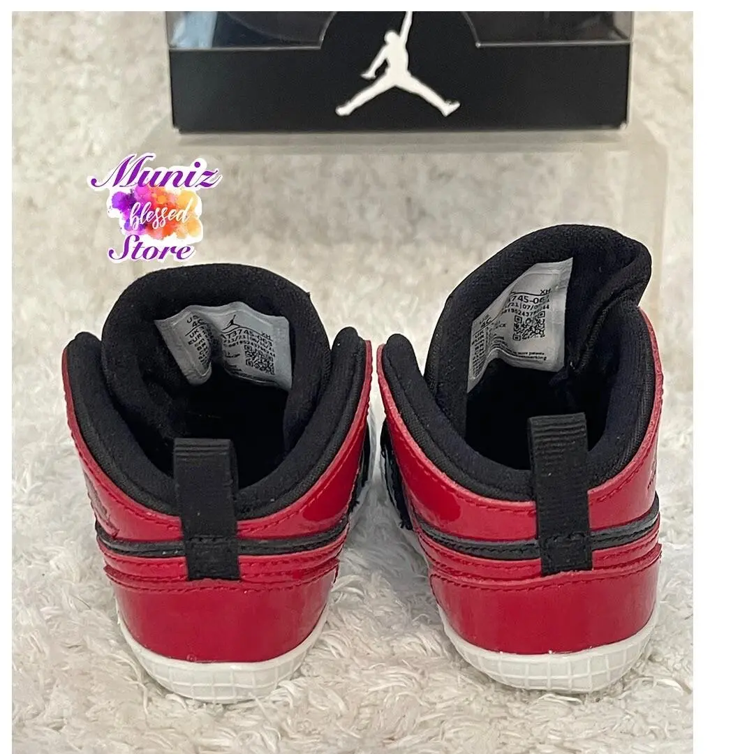 Nike shoes - Jordan 1 - Black/Red 2