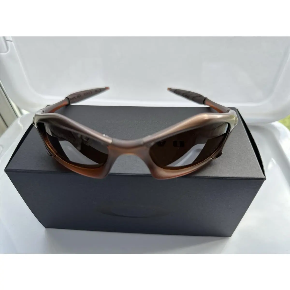 Splice Polarized Men’s Sunglasses Brown Smoke Frame Brown Lenses by Oakley
