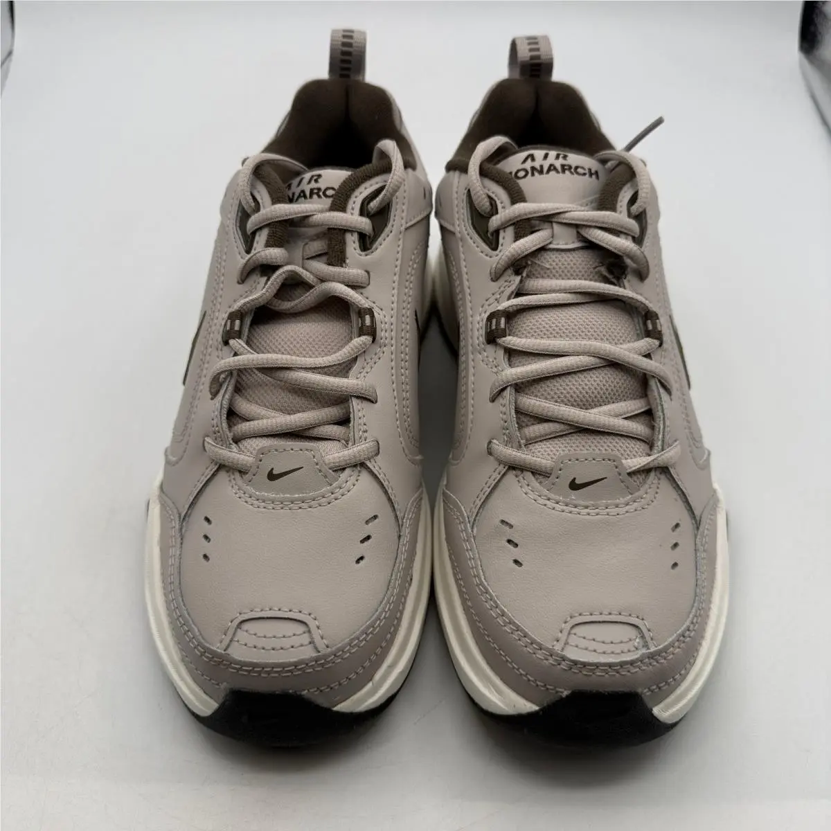 Nike shoes - Nike Air Monarch IV 415445-200 - Beige 1