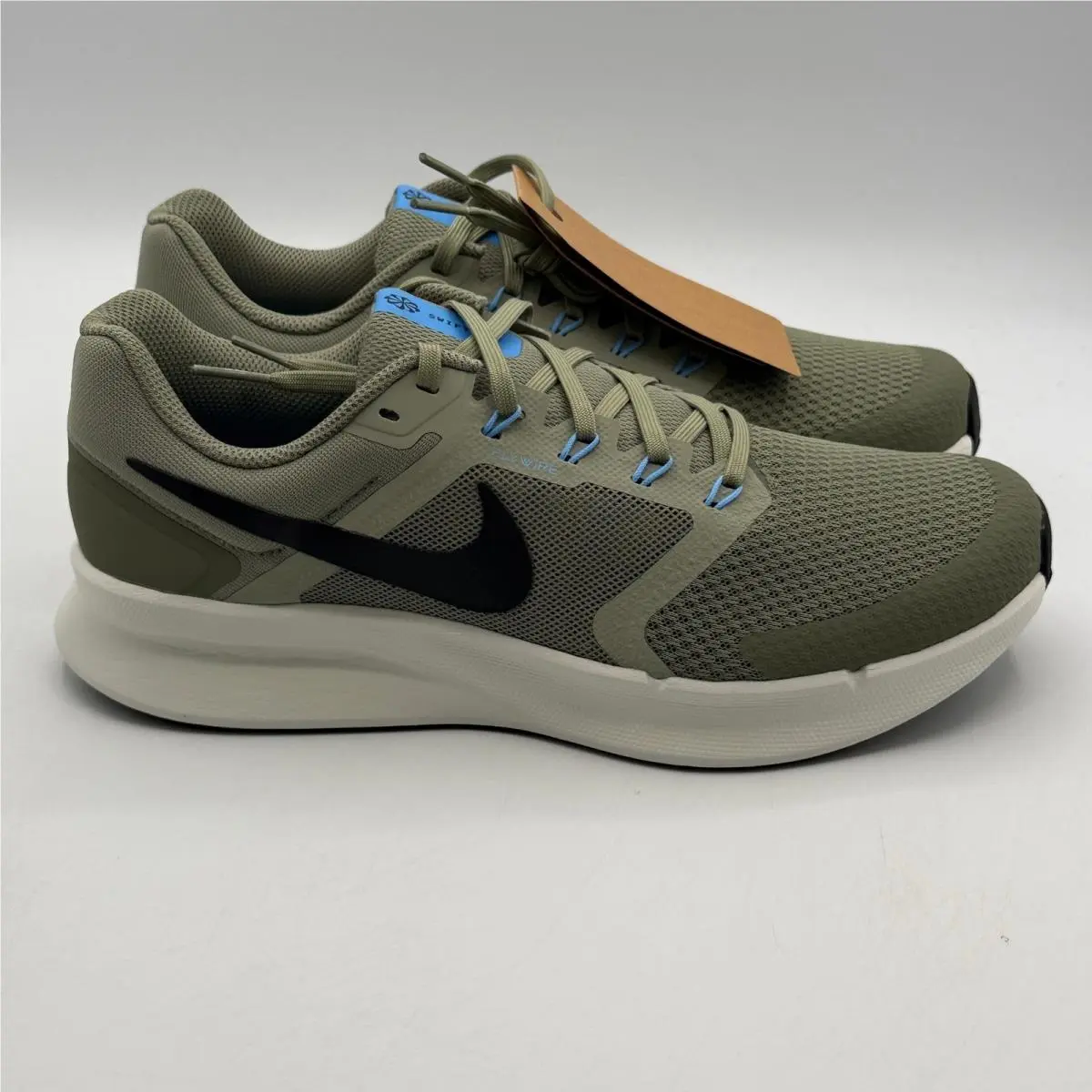 Nike Run Swift 3 Shoes Mens Size 9 Silver Sage Spruce Fog Running DR2695-300