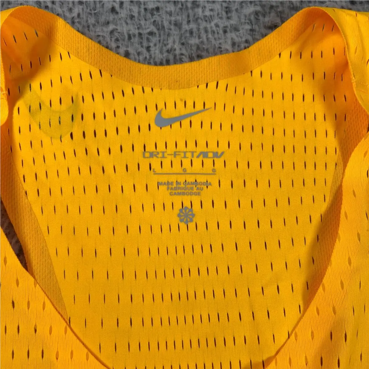 Nike clothing - Nike Dri-Fit - Orange 4