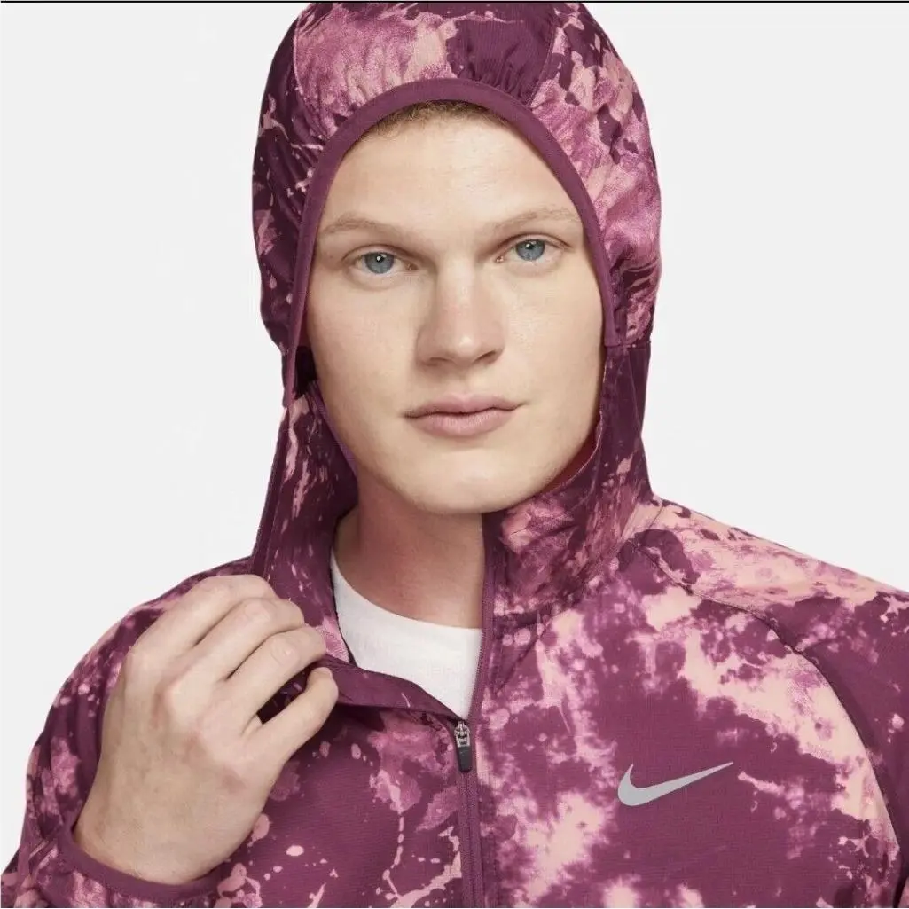 Nike clothing - Nike - Multicolor (UPC: 196153871366) 1