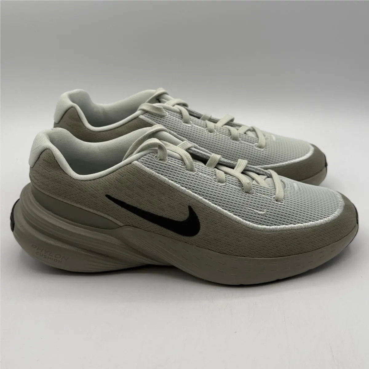 Nike Uplift SC Shoes Mens Size 8.5 Light Silver Light Army Running IB2765 007
