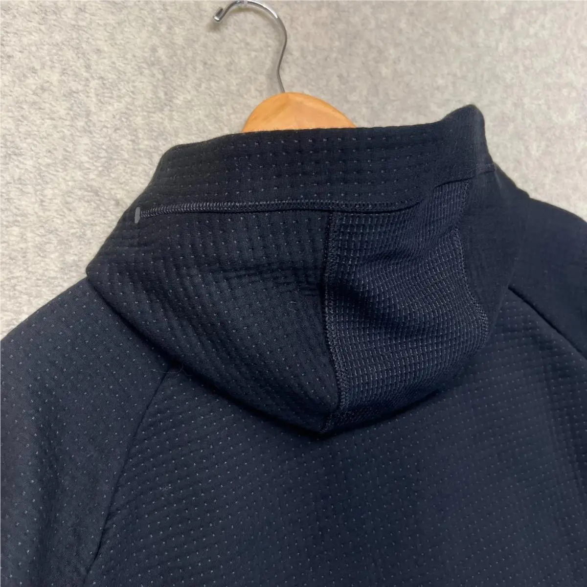 Nike clothing - Black (UPC: 193152663930) 1