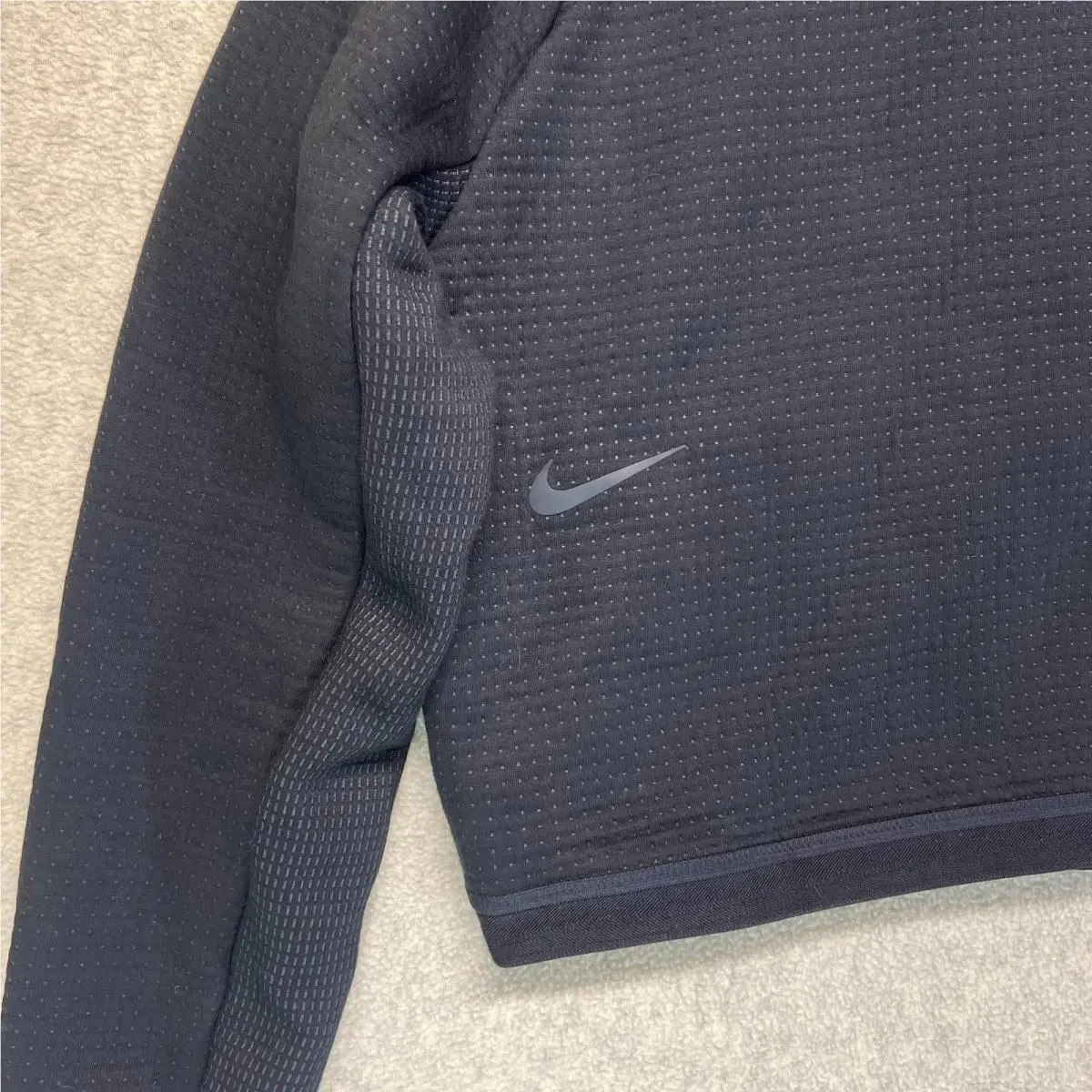 Nike clothing - Black (UPC: 193152663930) 3