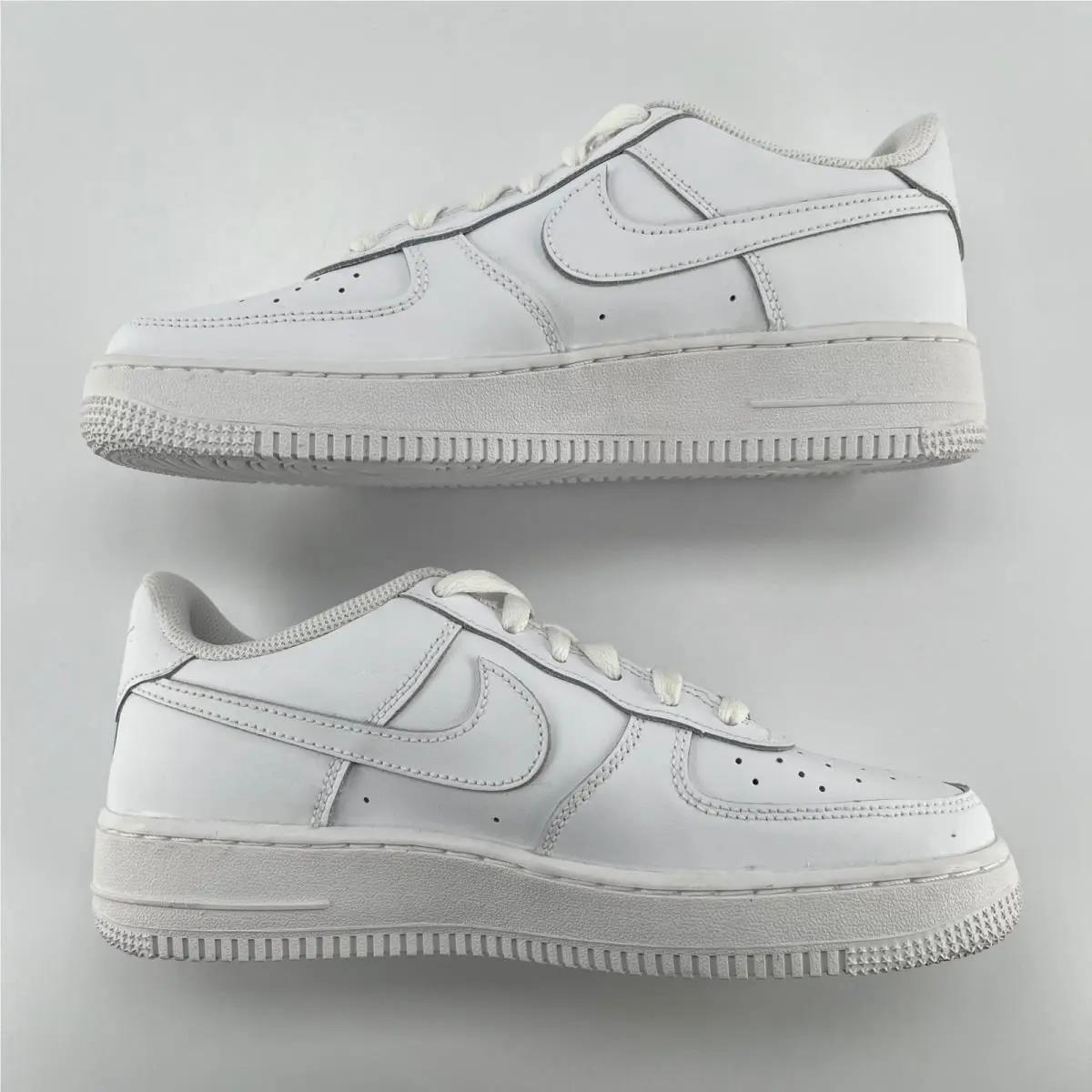 Nike shoes - Nike Air Force 1 Low LE - White 1