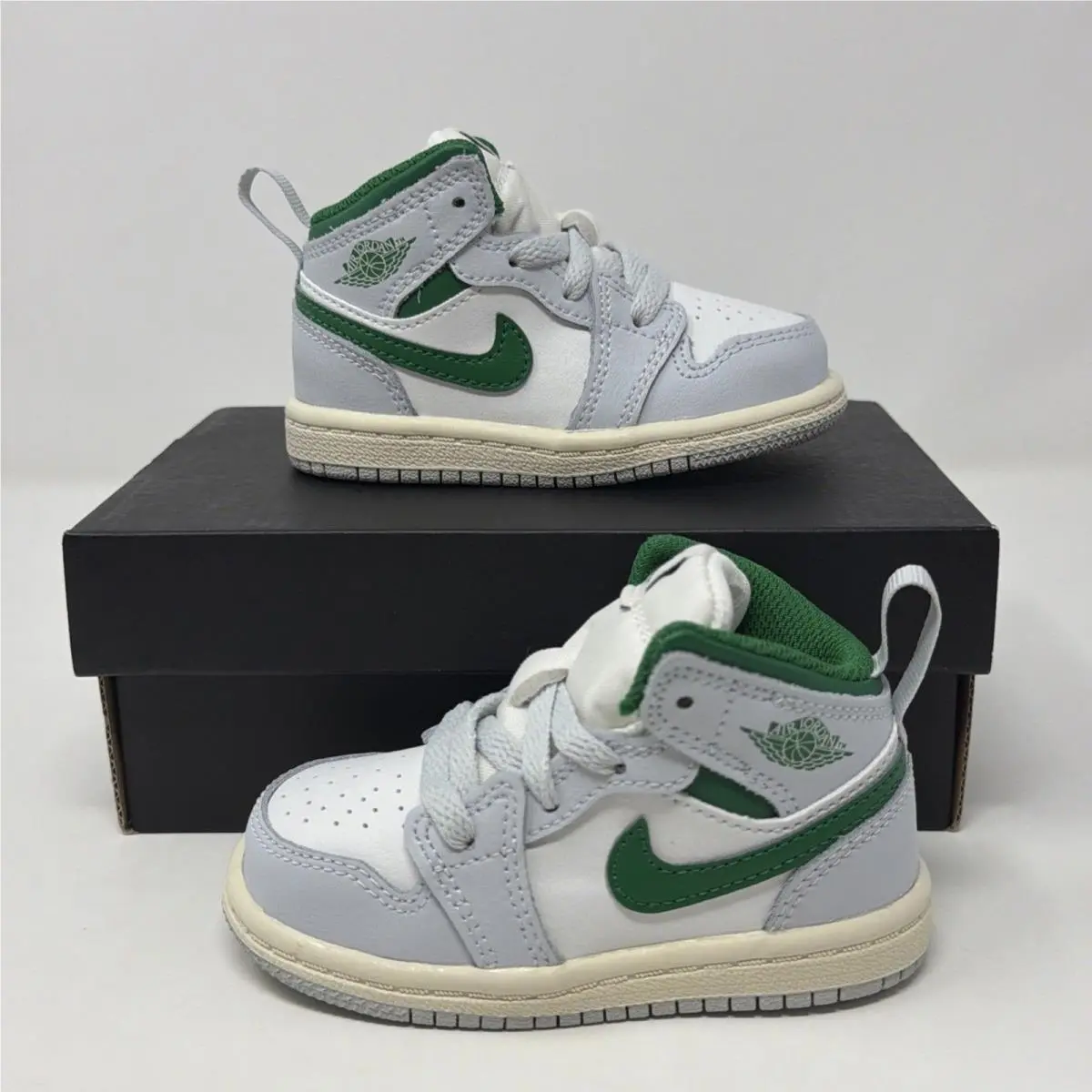 Jordan 1 Mid Toddler 5C Summit White Pine Green DQ8425-142 Store Model