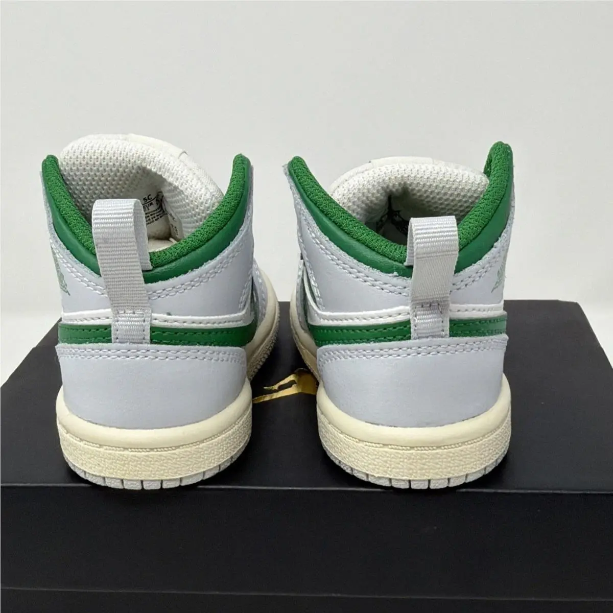 Nike shoes - Jordan 1 - DQ8425 142 - White 12