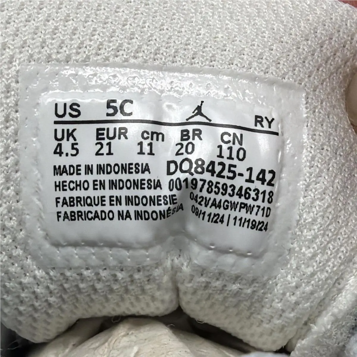 Nike shoes - Jordan 1 - DQ8425 142 - White 20
