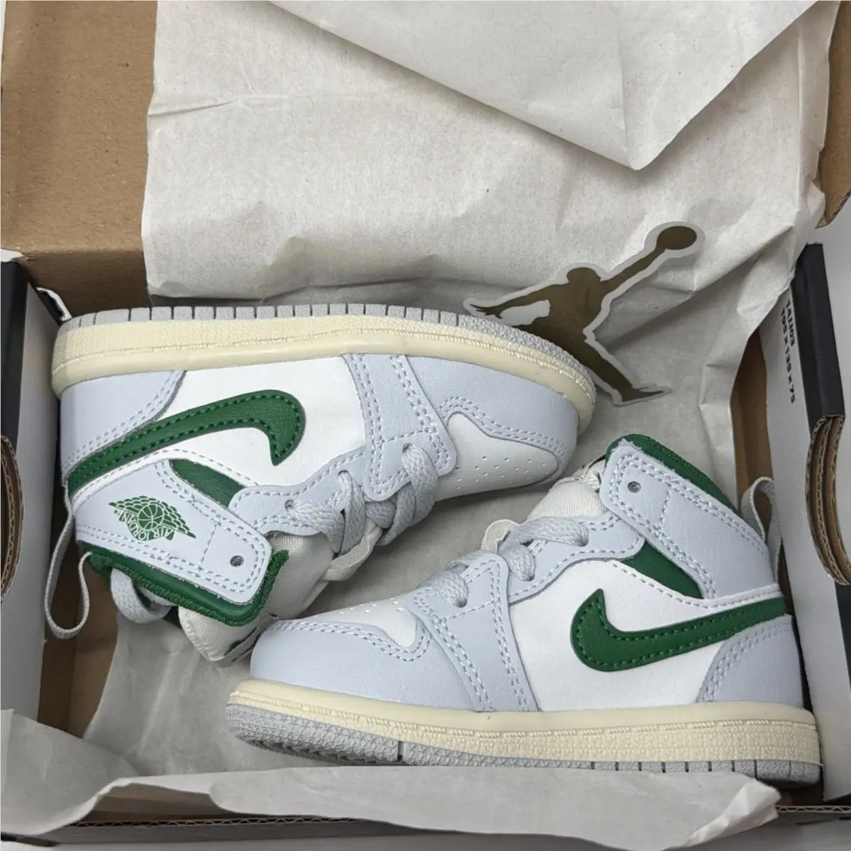 Nike shoes - Jordan 1 - DQ8425 142 - White 21