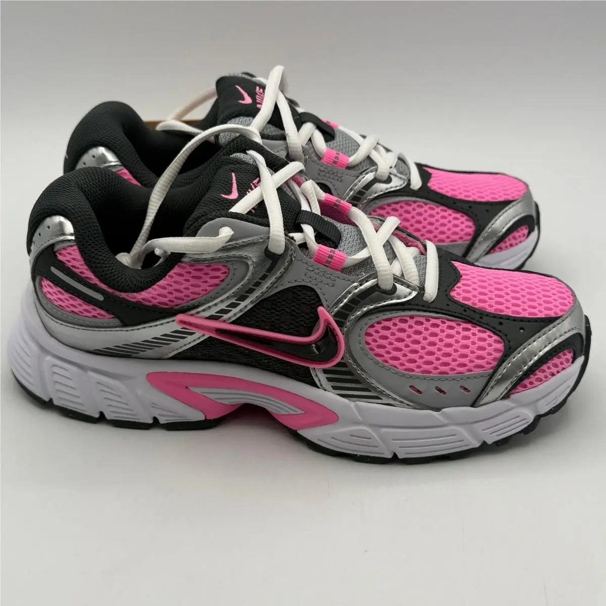 Nike V5 Rnr Shoes Womens Size 6 Pink Black Running HQ7901-601