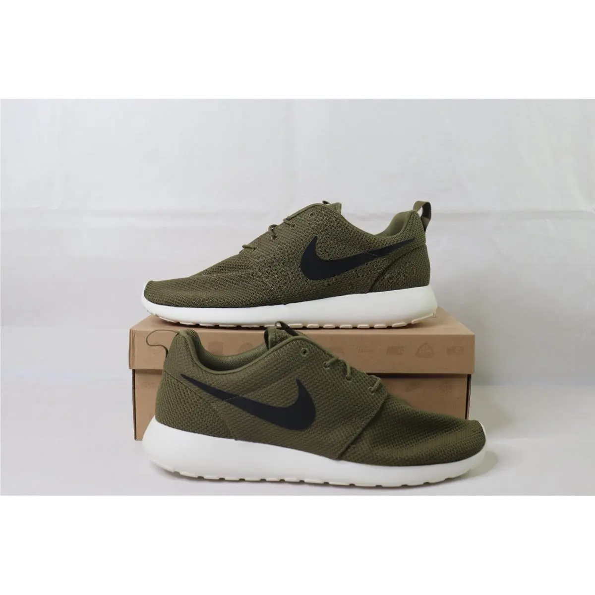 Nike Rosherun Olive Green Black Swoosh Men`s Sneakers Size 14 511881 201 DS 2012