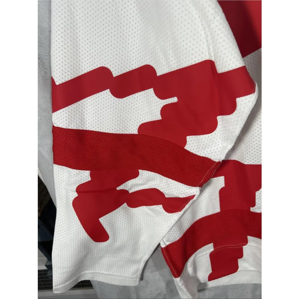 Nike clothing - WHITE/UNIVERSITY RED/UNIVERSITY RED (UPC: 198481104604) 6