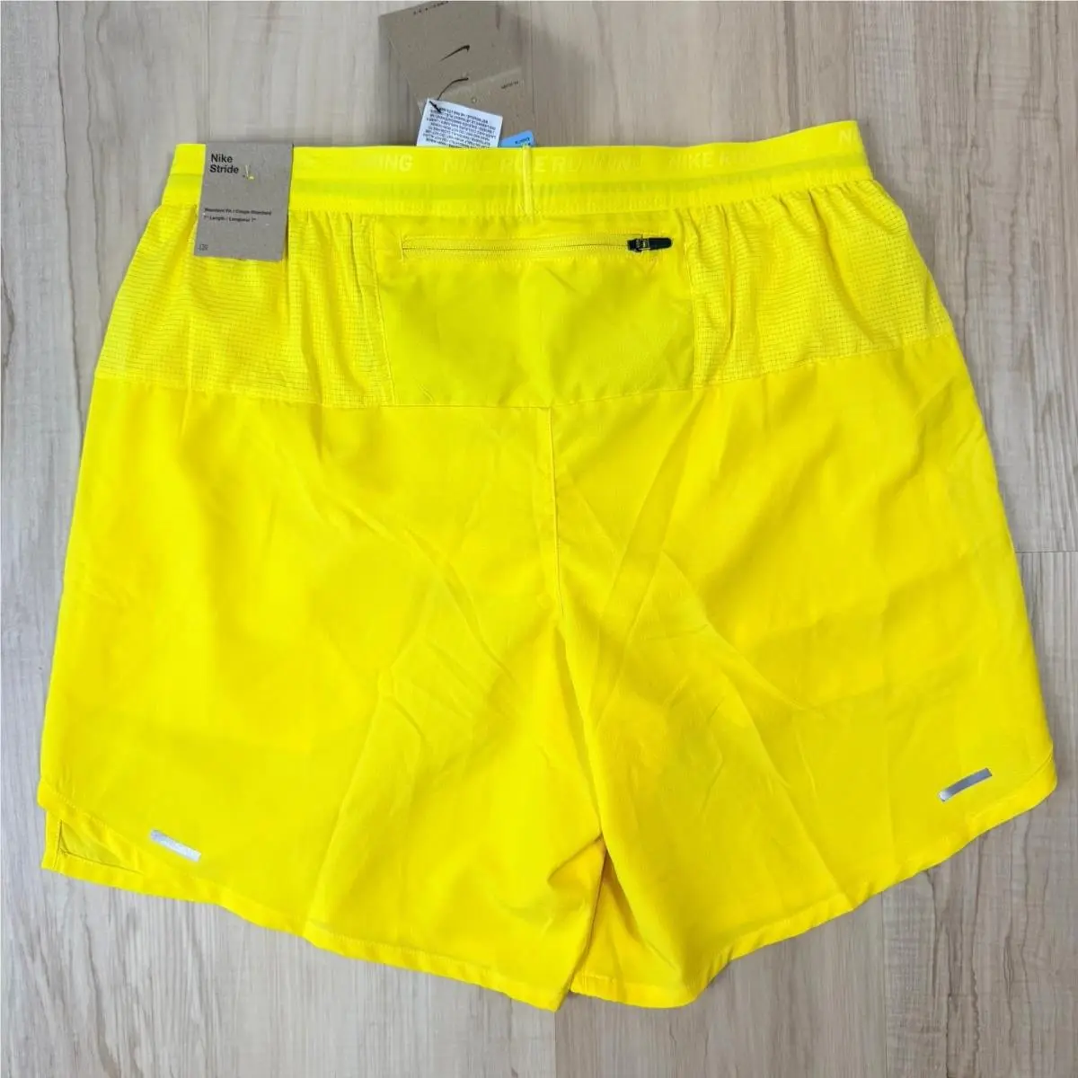 Nike clothing - Nike Dri-Fit - Yellow 8