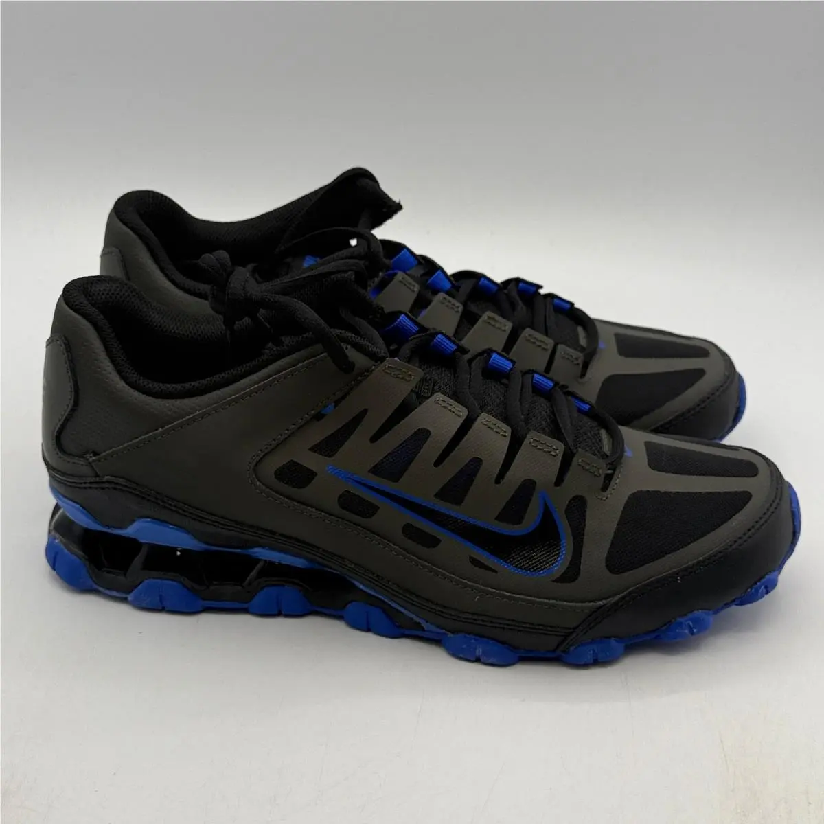Nike Reax 8 TR Mesh Shoes Mens Size 8.5 Newsprint Racer Blue Training 621716-012