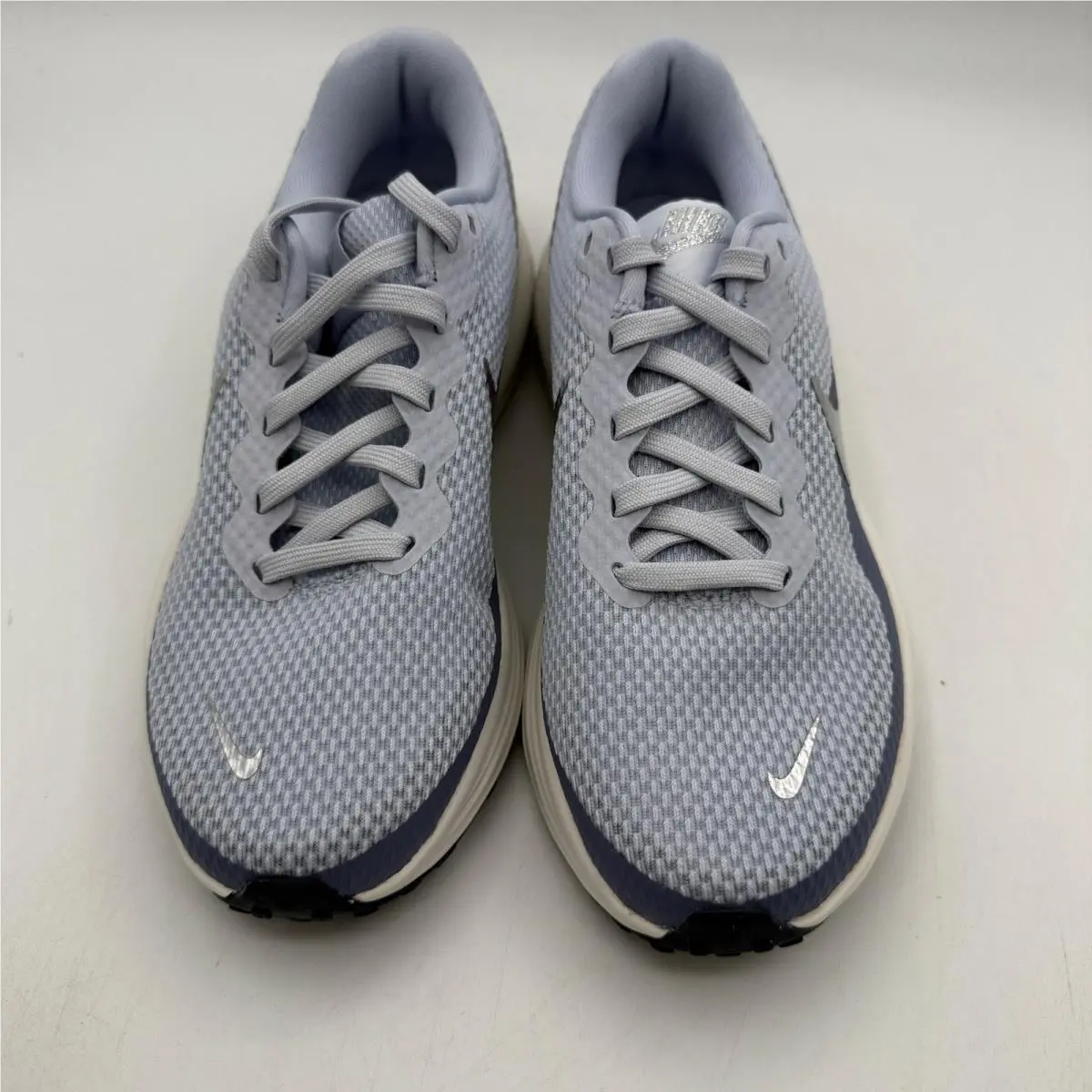 Nike shoes - Nike Revolution 8 - Revolution - Gray 1