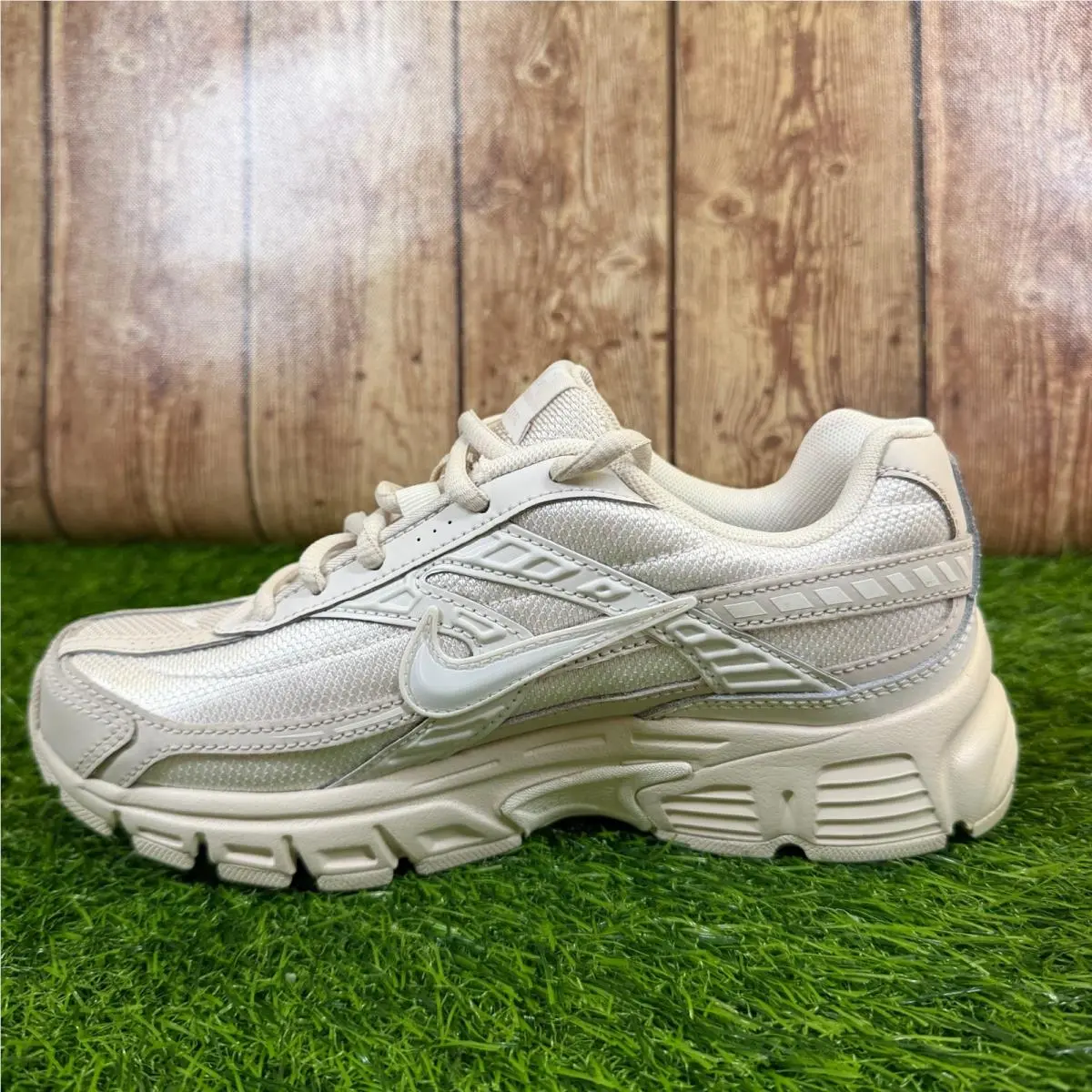 Nike shoes - Nike Initiator - Initiator - Beige 3