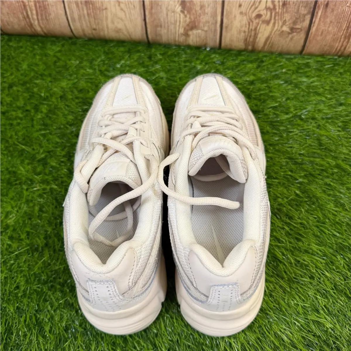 Nike shoes - Nike Initiator - Initiator - Beige 5