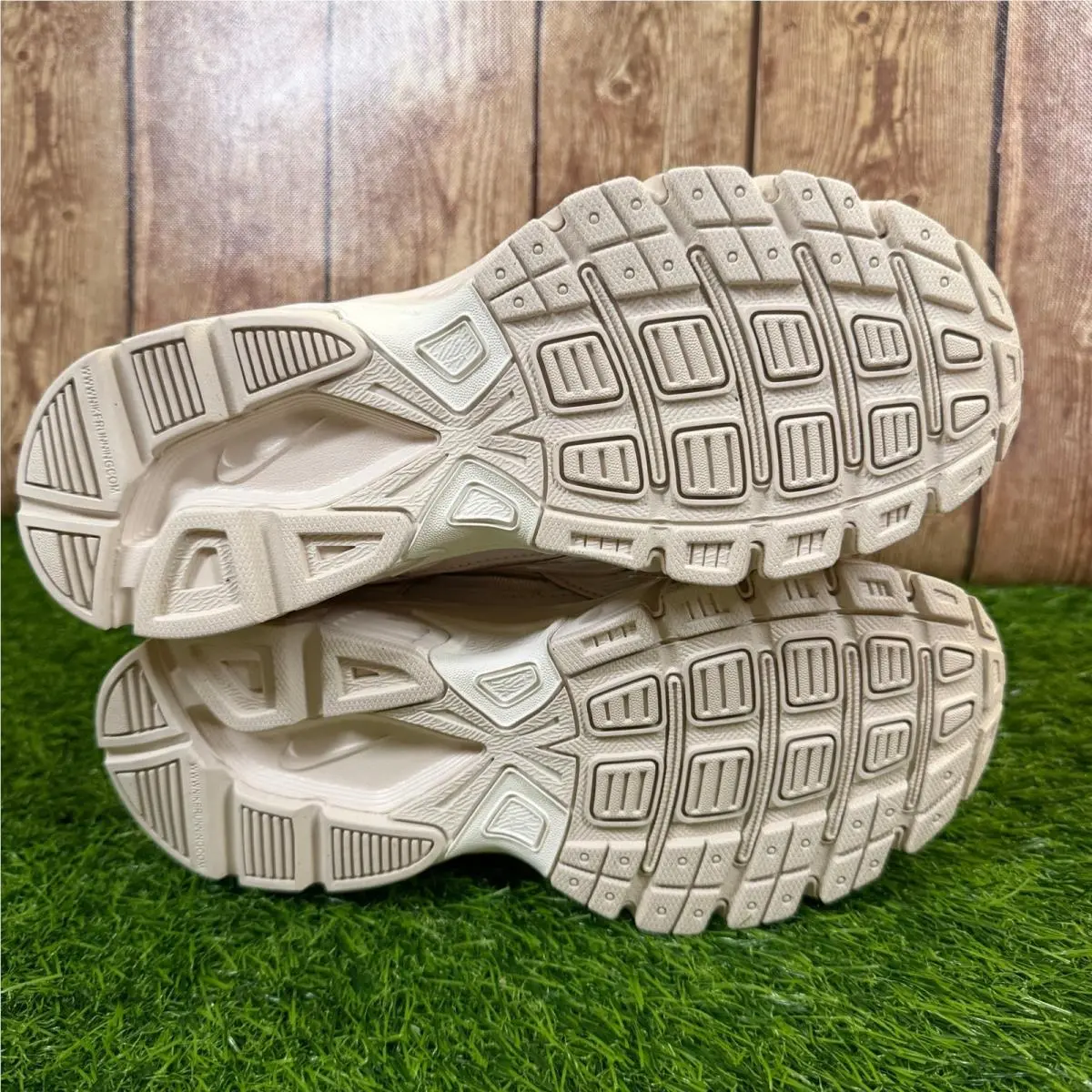 Nike shoes - Nike Initiator - Initiator - Beige 6