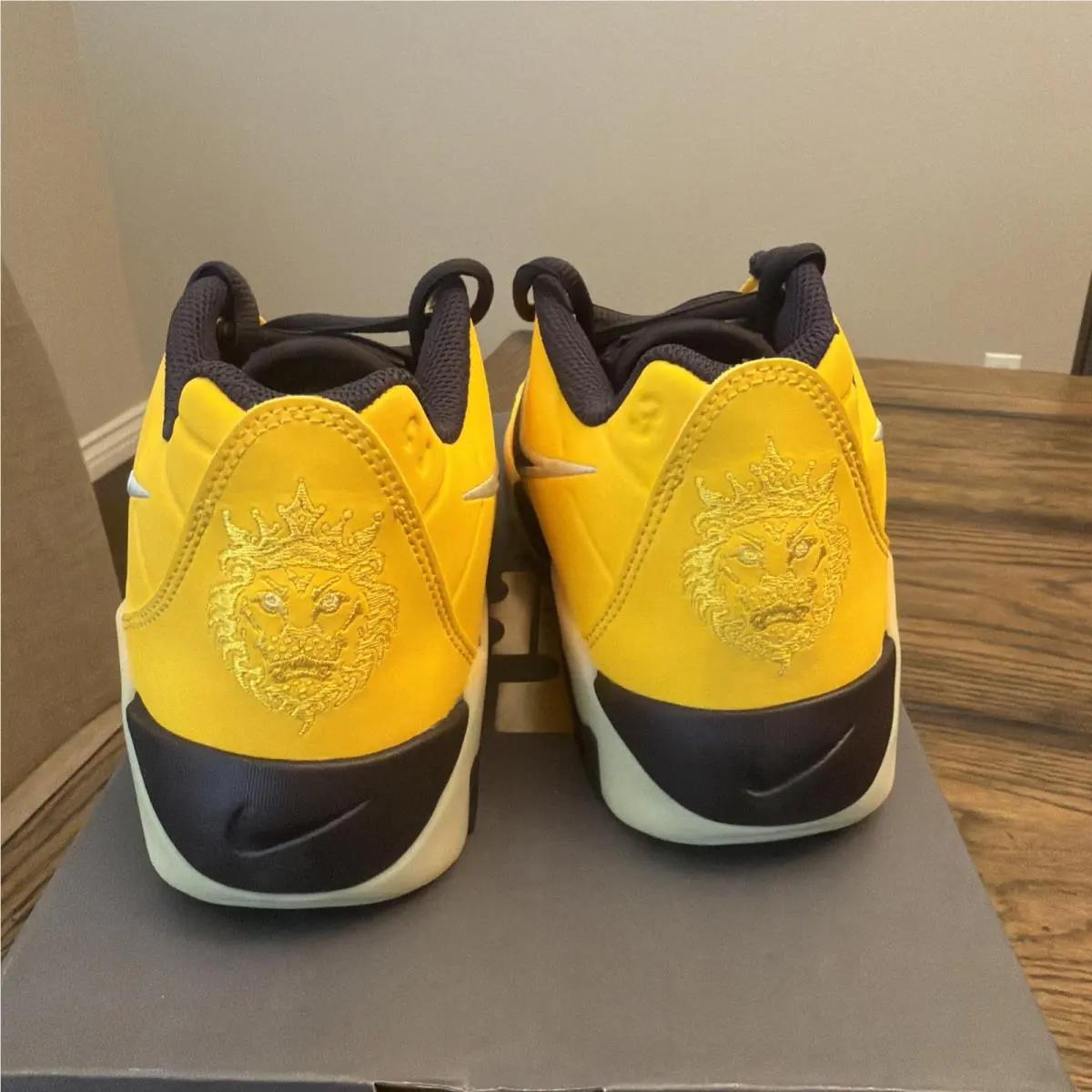 Nike shoes - Nike LeBron Witness - LeBron Witness - Purple 2
