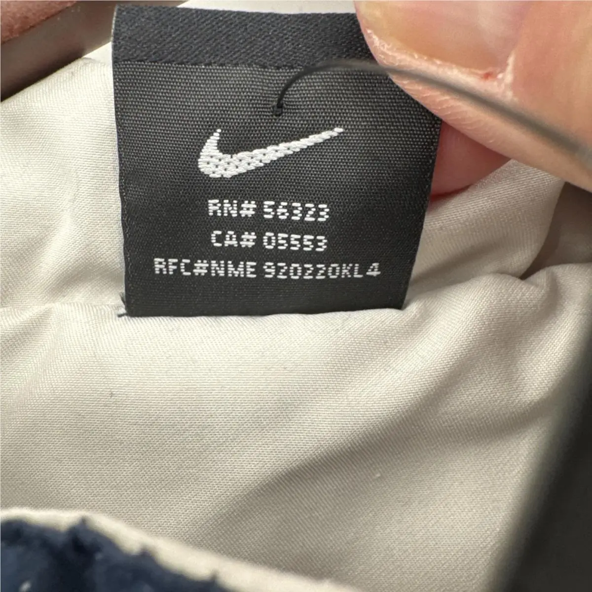 Nike clothing - Black (UPC: 0091204458872) 7