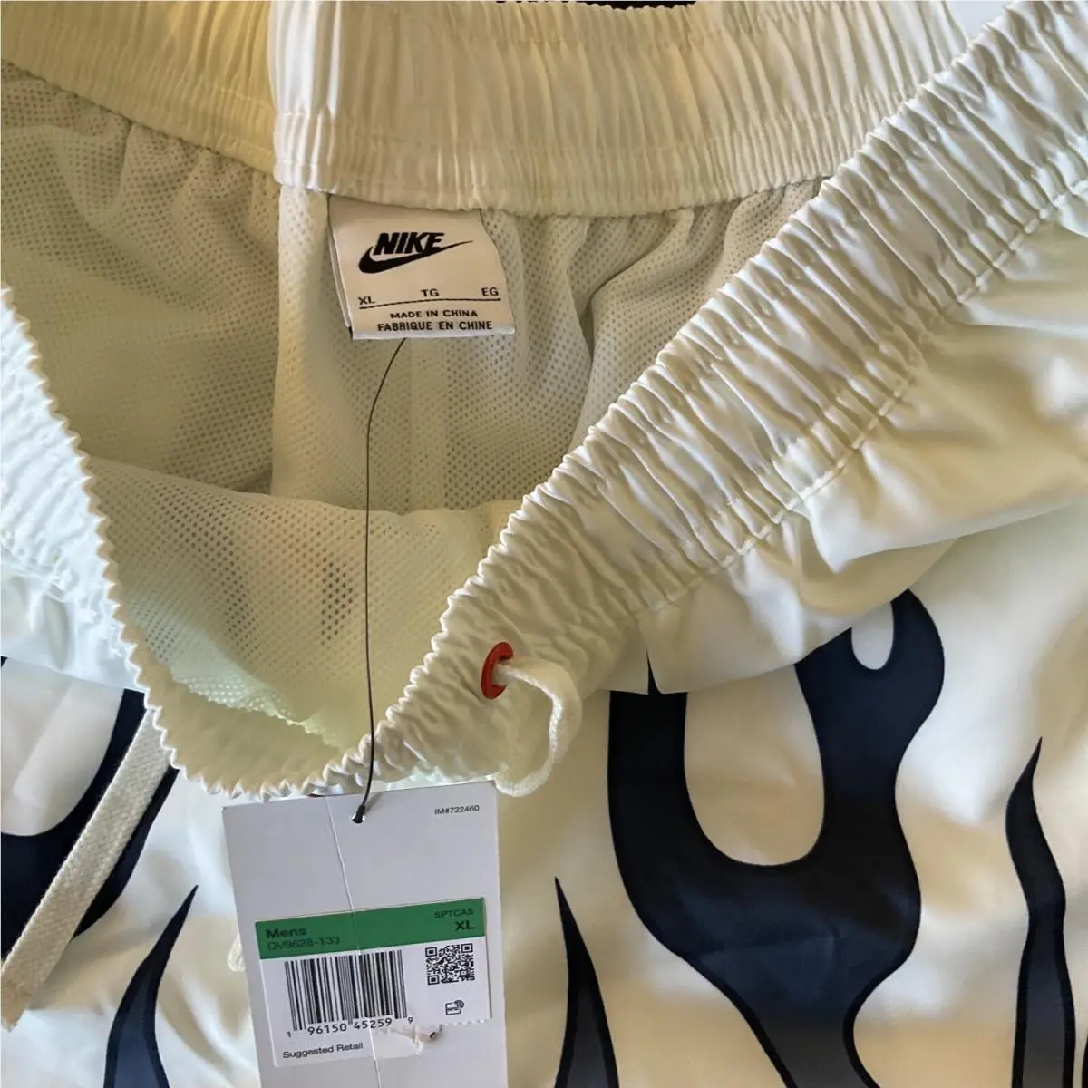 Nike clothing - White (UPC: 0196150452599) 5