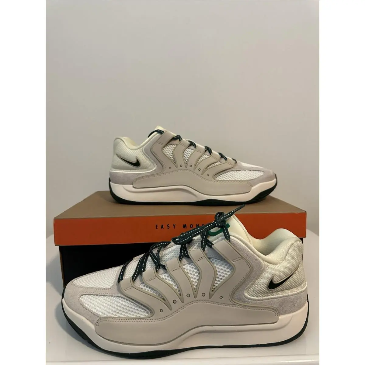 Size 13 Nike KD18 Mens Basketball Shoes Coconut Milk Sail HV1992 Kevin Durant