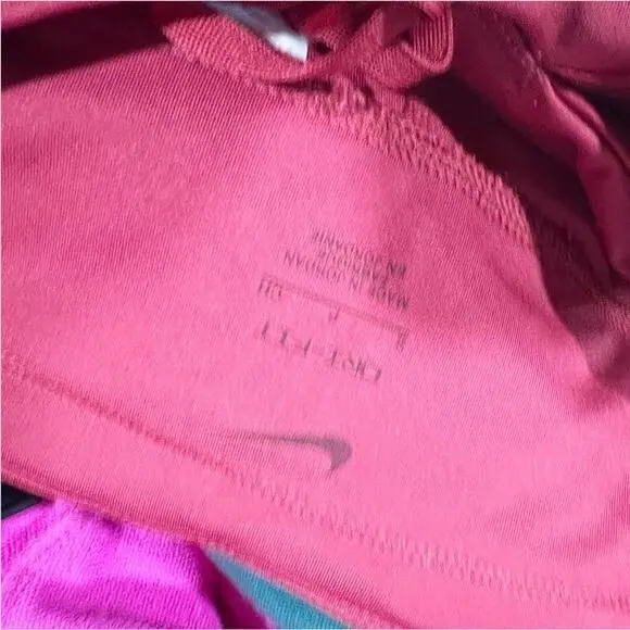 Nike clothing - Red 4