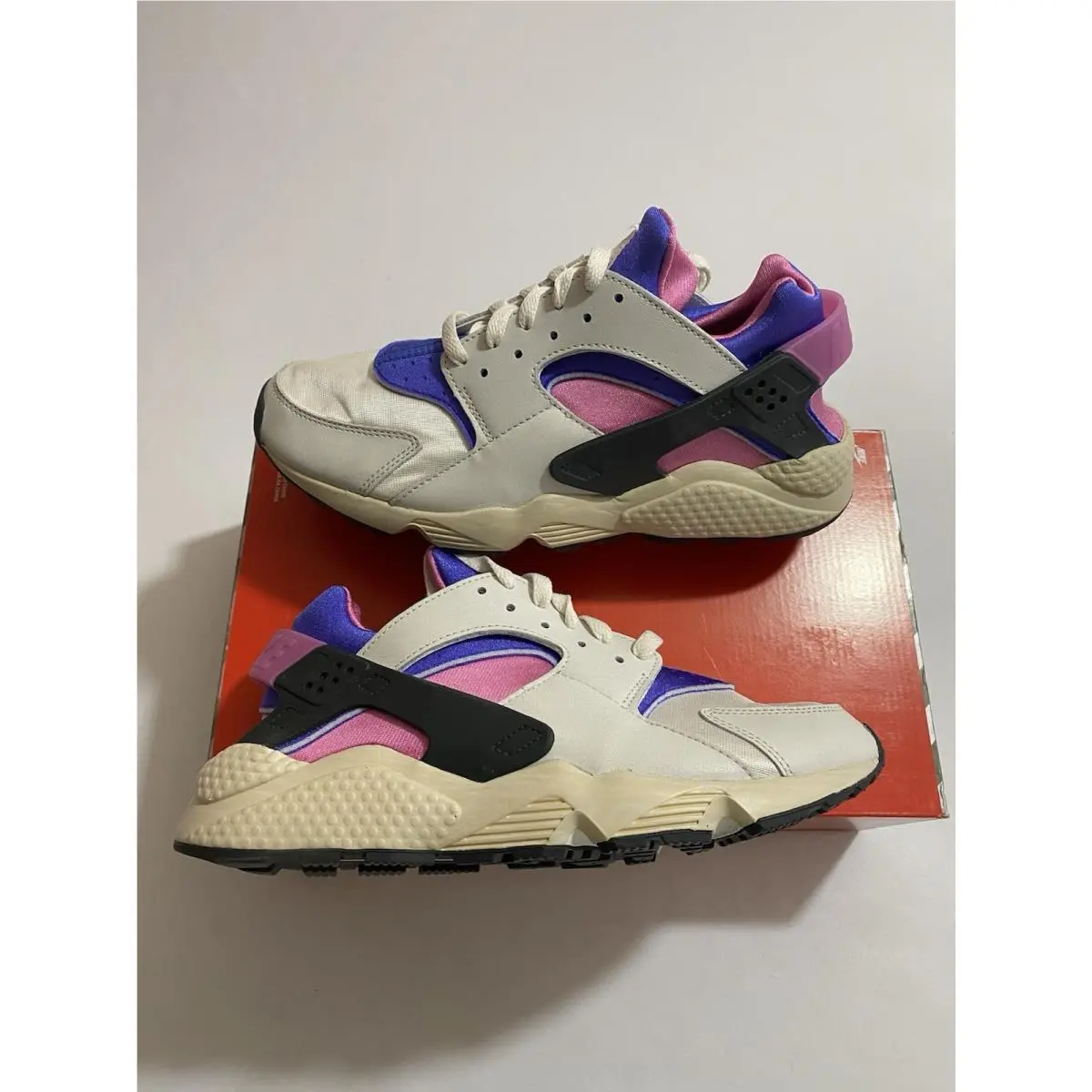 Nike shoes - Nike Air Huarache - Air Huarache - FB9697 001 - Pink (UPC: 0196969070120) 1