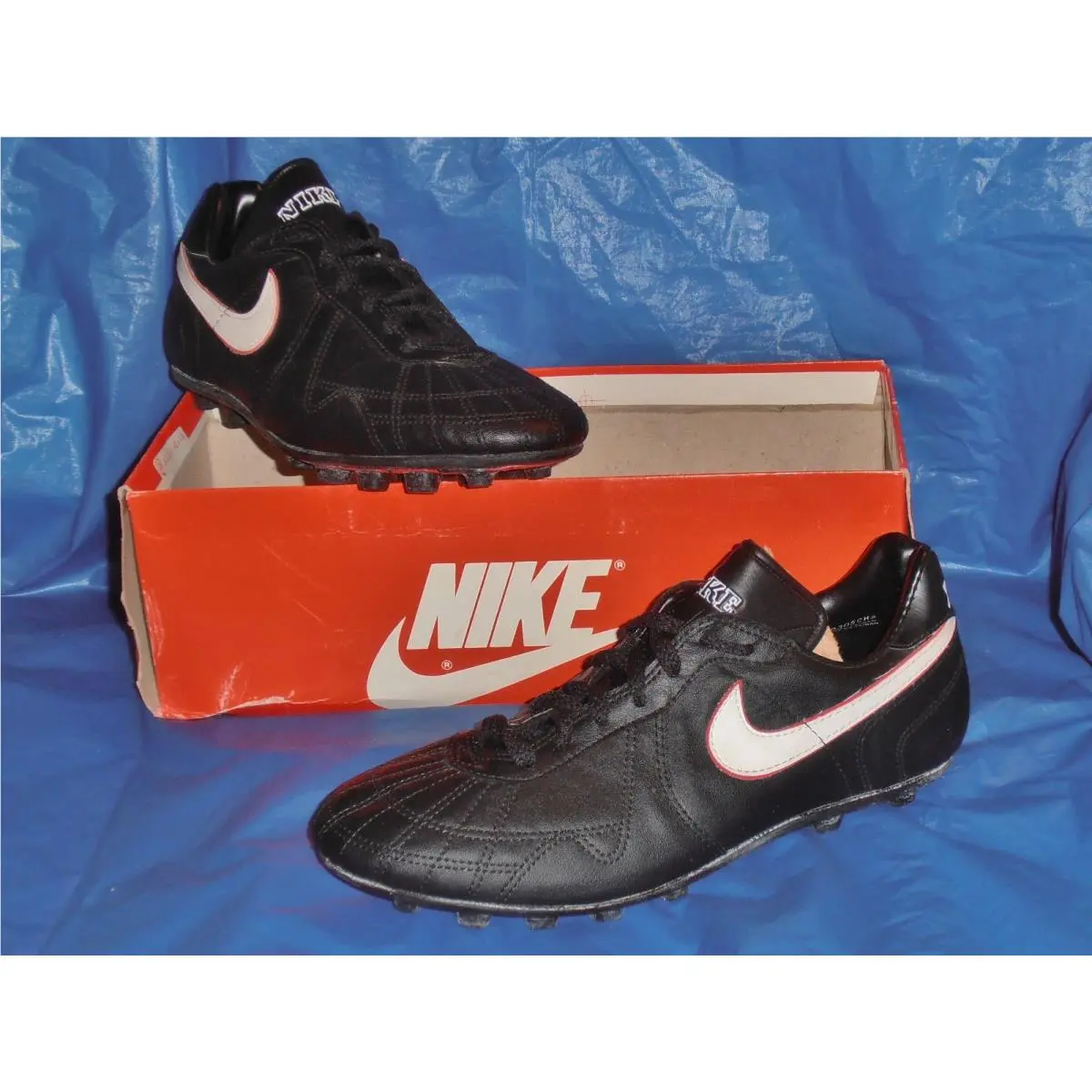 Nike Typhoon Black Vintage Field Shoe 8 1/2 M