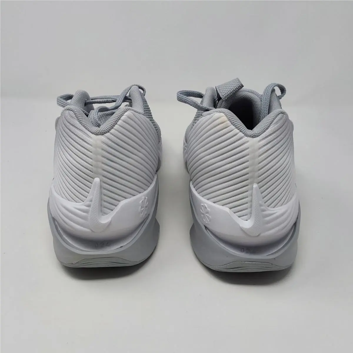 Nike shoes - Nike GT Jump Academy - Jump Academy - HQ8032-001 - Gray 2