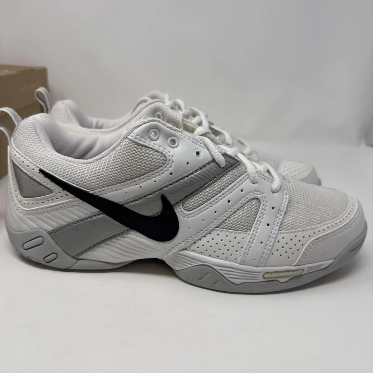 Nike shoes - 313589101 - 313589-101 - White (UPC: 882801322778) 3