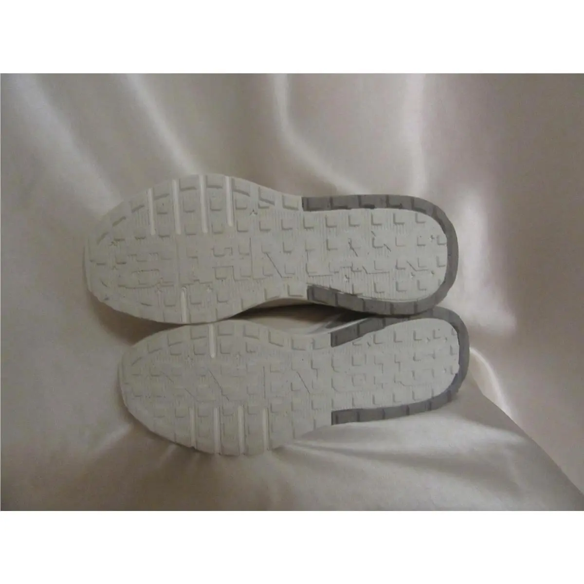 Nike shoes - NIKE AIR MAX BIA - AIR MAX BIA - IF2628 - Beige 0