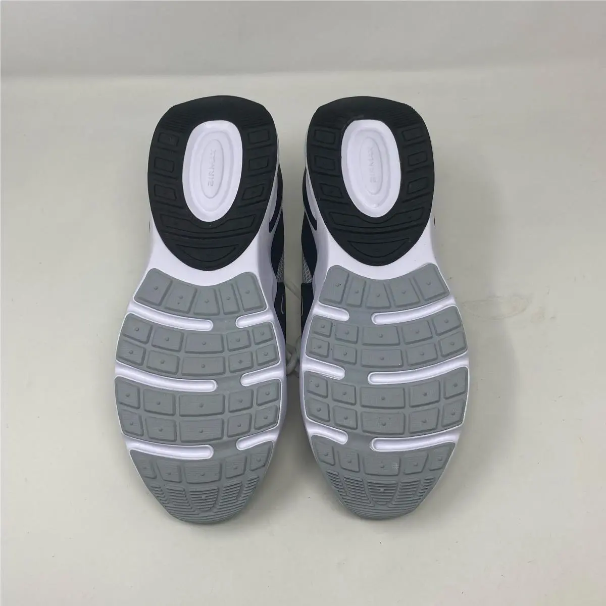 Nike shoes - Grey (UPC: 197863541075) 2