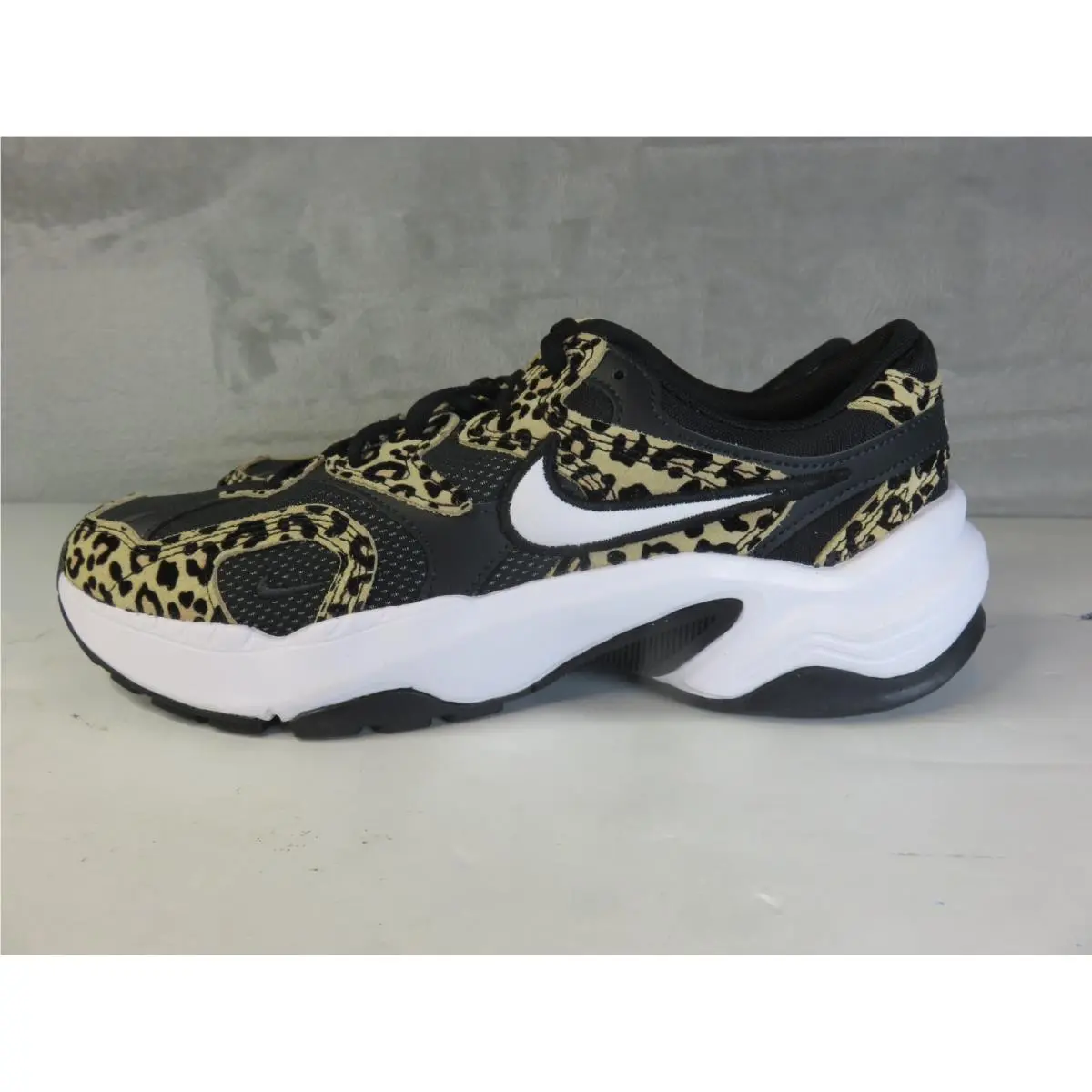 Nike shoes - Nike 8 - Black 0