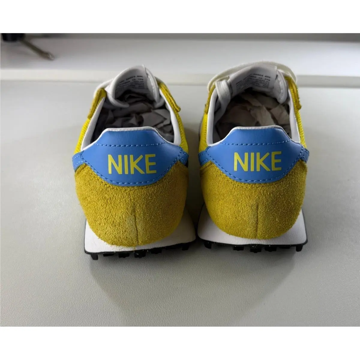 Nike shoes - W LD-1000 - Yellow 3