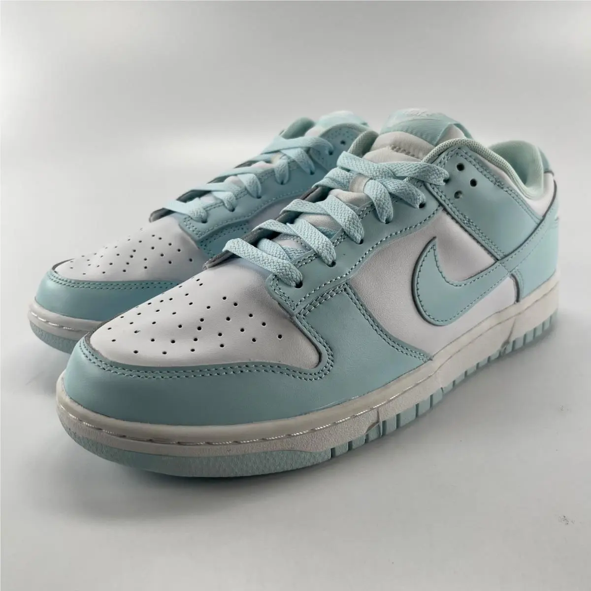 Nike Dunk Low Glacier Blue White Sneakers DV0833-104 Mens 10.5 Low Top Shoes