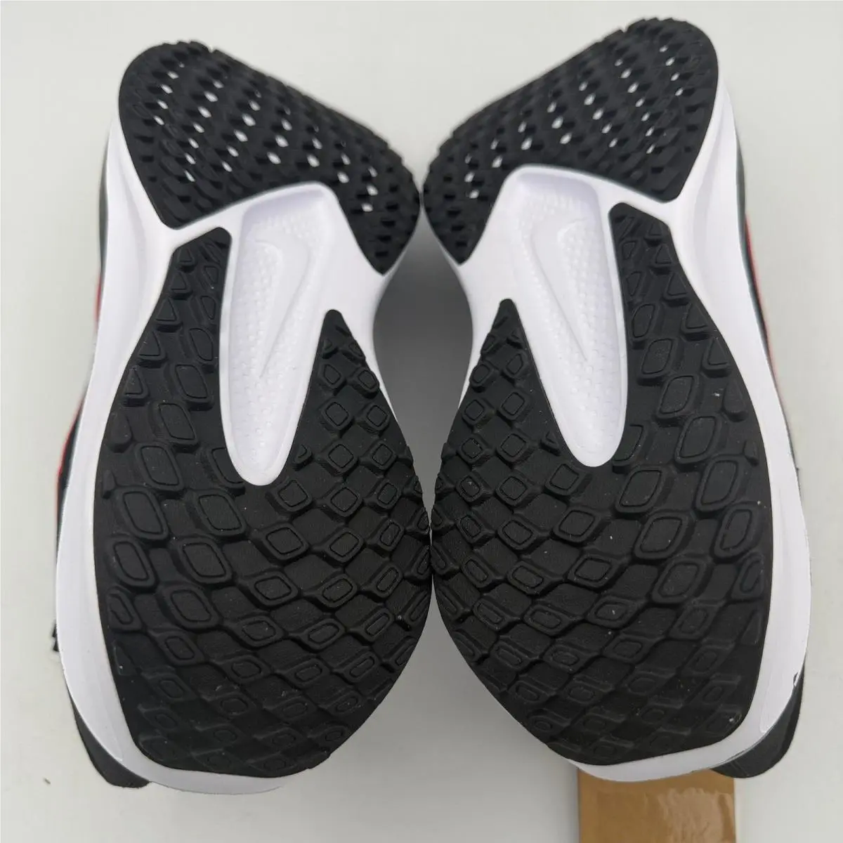 Nike shoes - Nike Quest 6 - Quest - Black 4