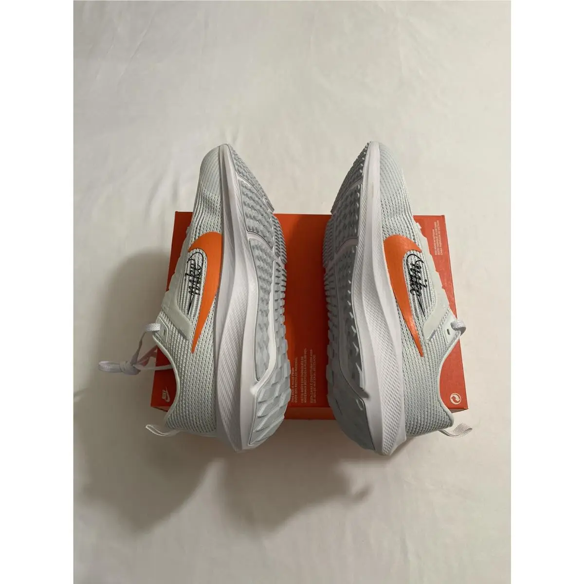Nike shoes - Nike Air Zoom Pegasus 40 - White (UPC: 0196605005394) 4